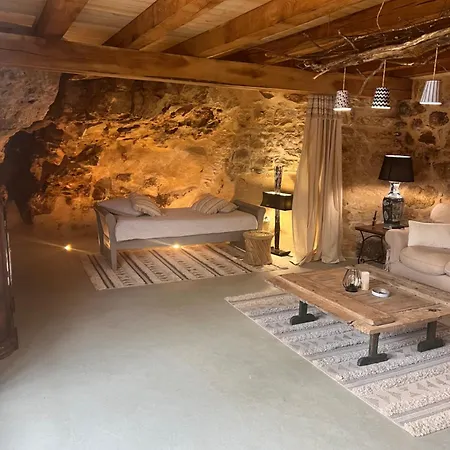 Domaine De La Source Perigordnoir 度假居 *