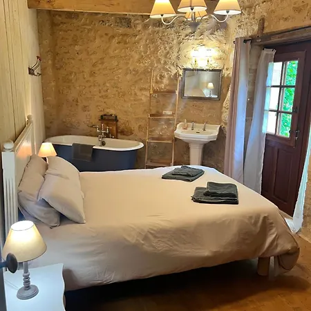 Domaine De La Source Hébergement de vacances Castels