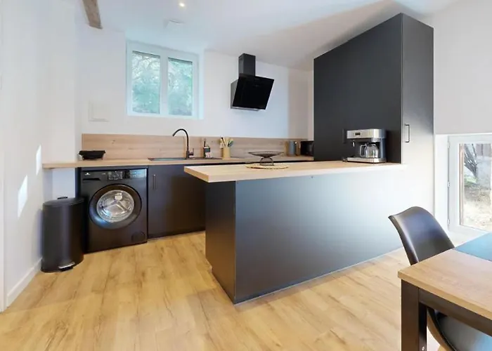 Domaine De La Source Perigordnoir 펜션 *