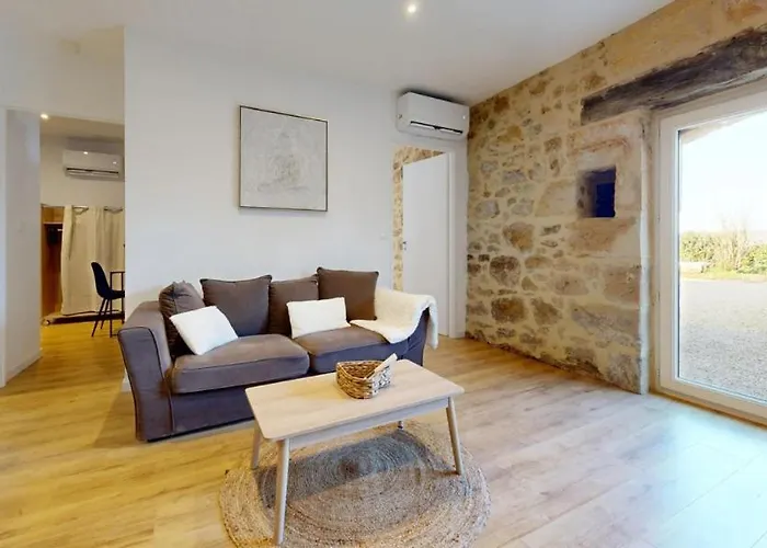 Domaine De La Source Perigordnoir 펜션 Castels