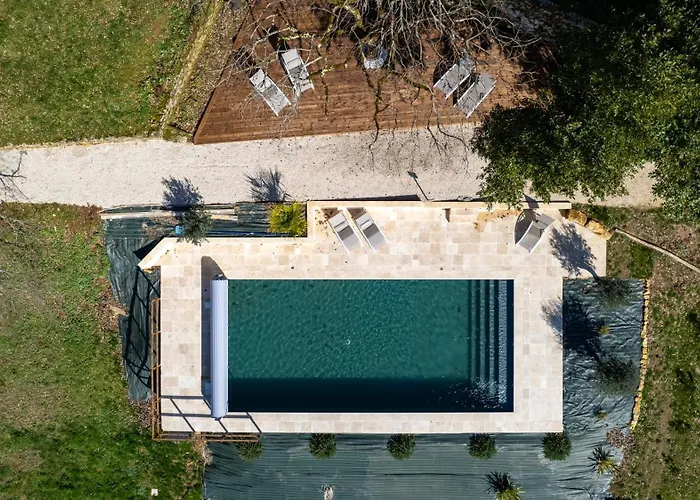 펜션 Domaine De La Source Perigordnoir