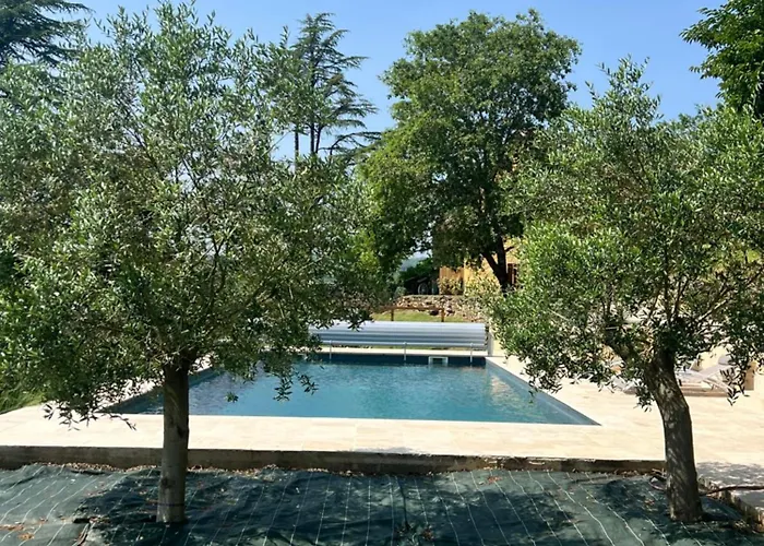 Domaine De La Source Perigordnoir * Castels