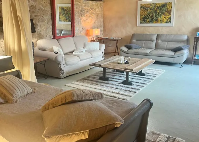 펜션 Domaine De La Source Perigordnoir *